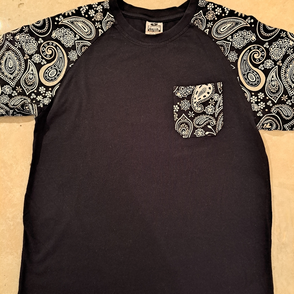 Men's short sleeve tee shirt by PRO DAYA HEAVY WEIGHT size XL Black